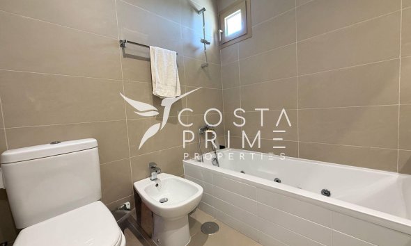 Resale - Apartment / Flat - Benidorm