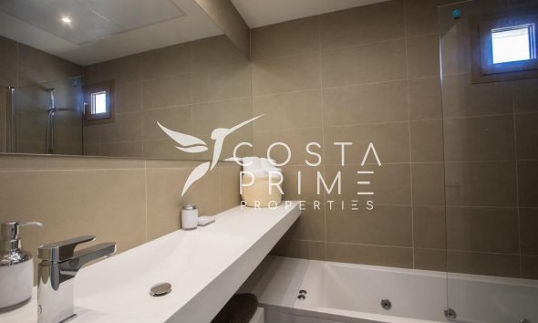 Resale - Apartment / Flat - Benidorm