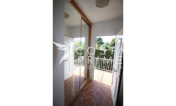 Resale - Villa  - La Nucía