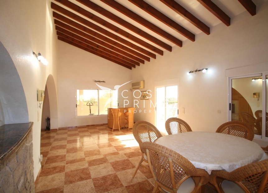 Resale - Villa  - La Nucía