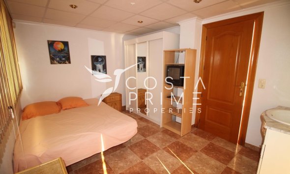 Resale - Villa  - La Nucía