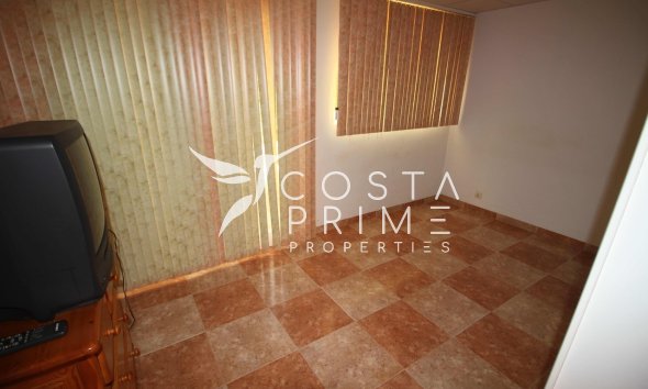 Resale - Villa  - La Nucía