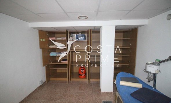 Resale - Villa  - La Nucía