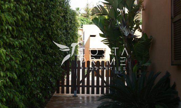 Resale - Townhouse / Semi - Finestrat