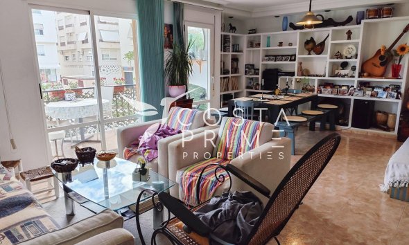 Resale - Apartment / Flat - Altea