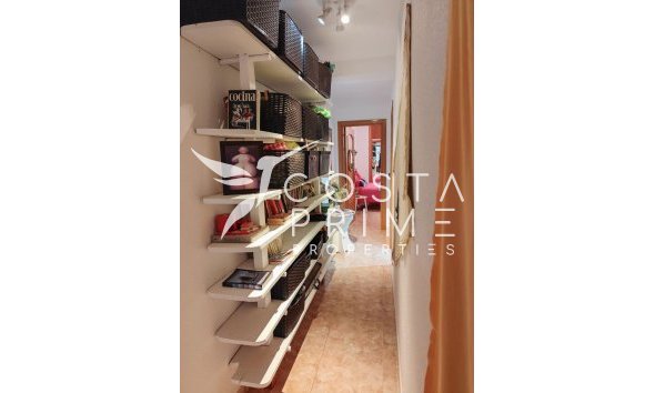 Resale - Apartment / Flat - Altea