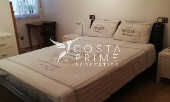 Resale - Apartment / Flat - Altea