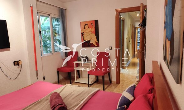 Resale - Apartment / Flat - Altea