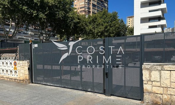 Resale - Apartment / Flat - Benidorm