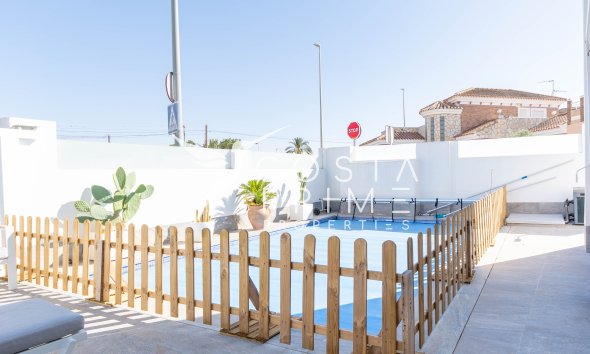 Nowy budynek - Szalet - Murcia