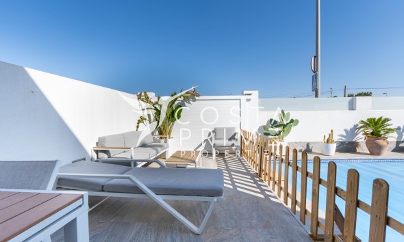 Nowy budynek - Szalet - Murcia