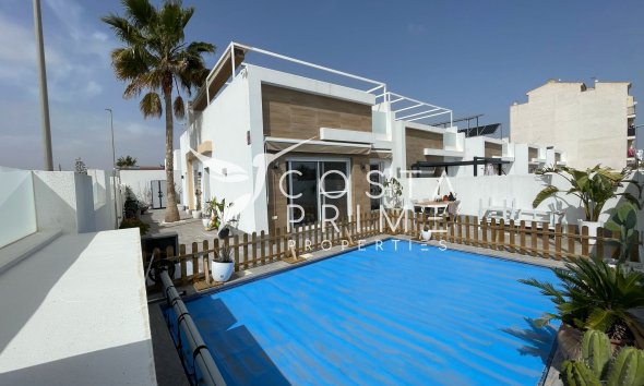 Nowy budynek - Szalet - Murcia