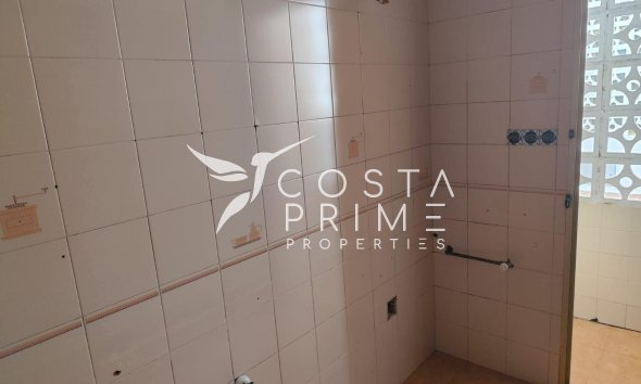 Resale - Townhouse / Semi - Benidorm