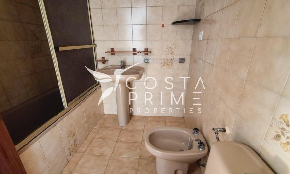 Resale - Townhouse / Semi - Benidorm