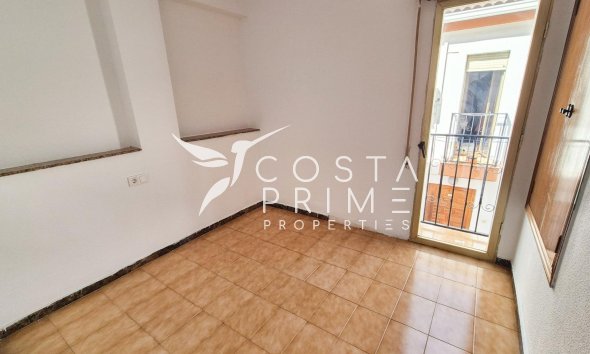 Resale - Townhouse / Semi - Benidorm