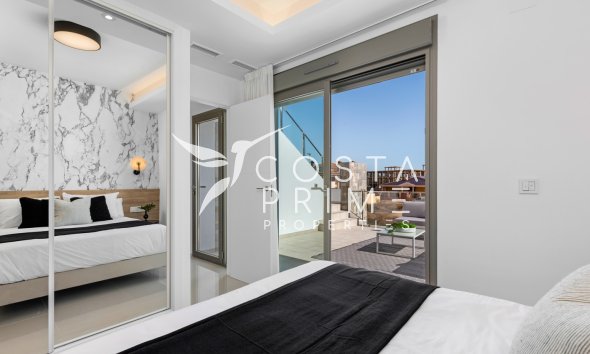 Obra nueva - Chalet / Villa - Los Alcazares