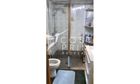 Resale - Apartment / Flat - Benidorm