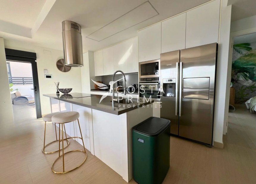 Resale - Villa  - Finestrat