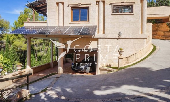Resale - Villa  - Altea
