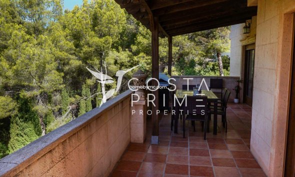 Resale - Villa  - Altea