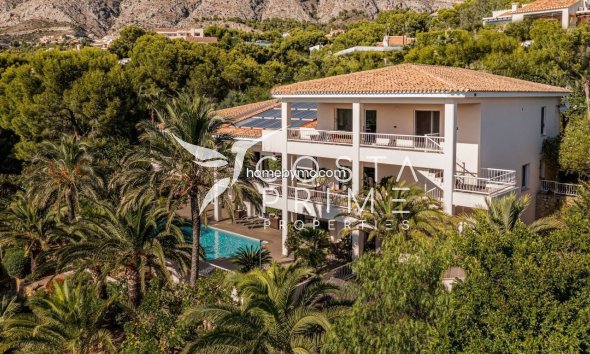 Resale - Villa  - Altea
