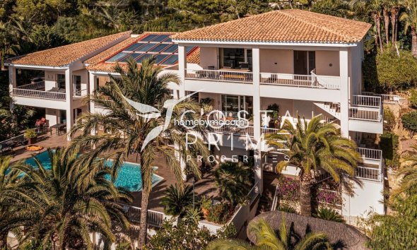Resale - Villa  - Altea
