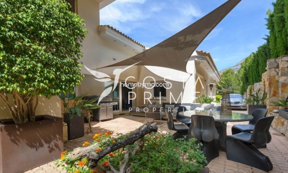 Resale - Villa  - Altea