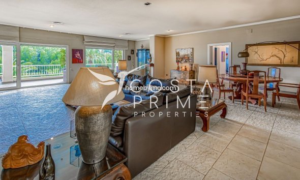 Resale - Villa  - Altea