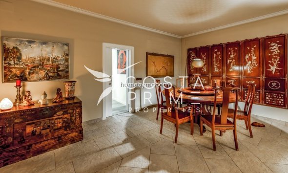 Resale - Villa  - Altea