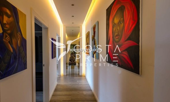 Resale - Villa  - Altea