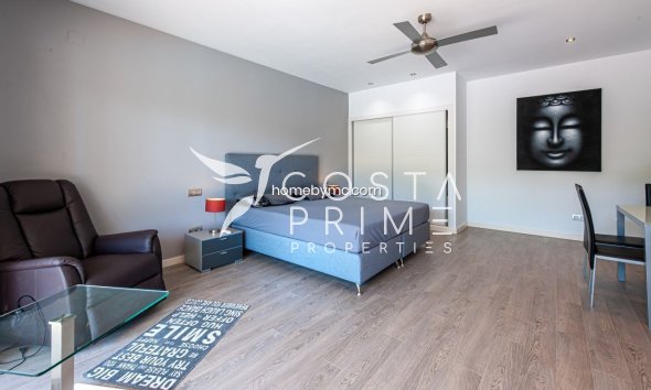 Resale - Villa  - Altea