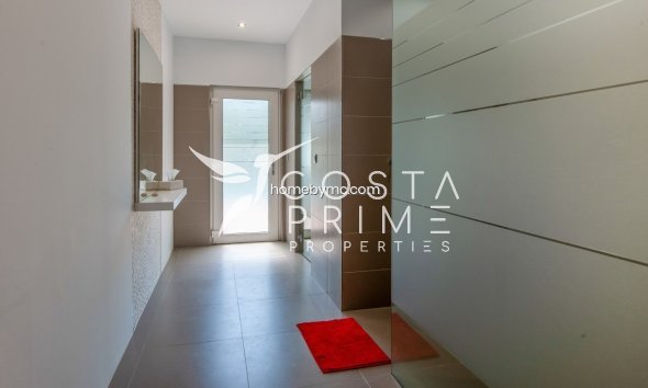 Resale - Villa  - Altea