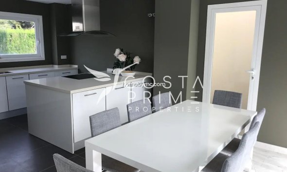 Resale - Villa  - Alfas del Pí