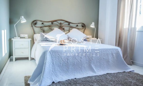 Resale - Villa  - Alfas del Pí