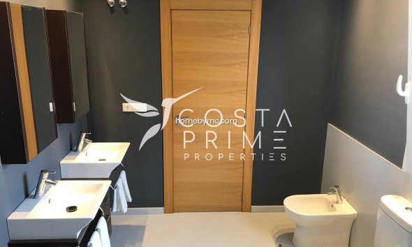 Resale - Villa  - Alfas del Pí