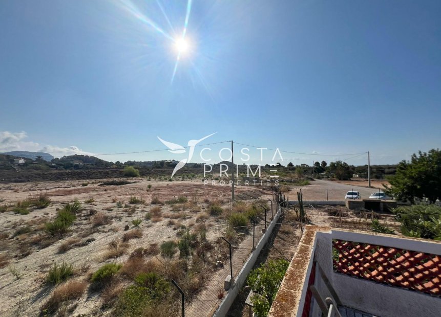 Resale - Villa  - Altea