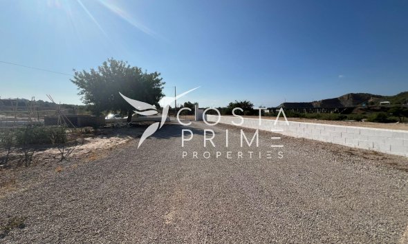 Resale - Villa  - Altea