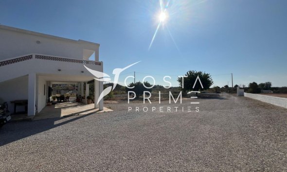 Resale - Villa  - Altea