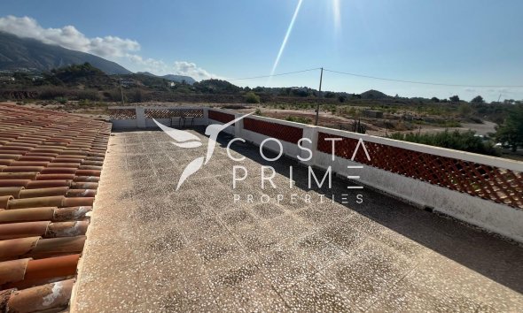 Resale - Villa  - Altea