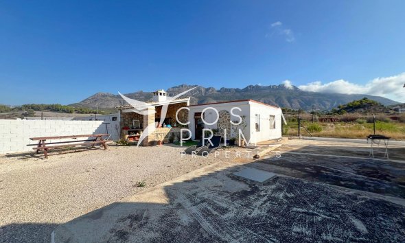 Resale - Villa  - Altea