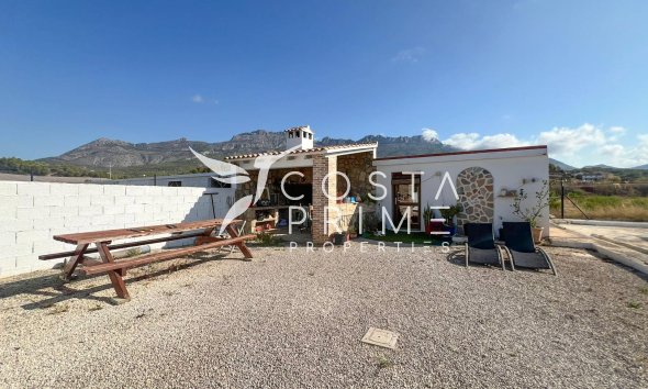 Resale - Villa  - Altea