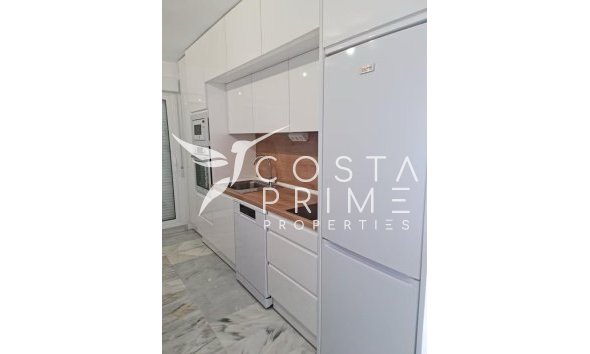 Resale - Apartment / Flat - Benidorm