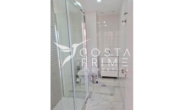 Resale - Apartment / Flat - Benidorm