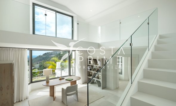 Nowy budynek - Szalet - Benahavís