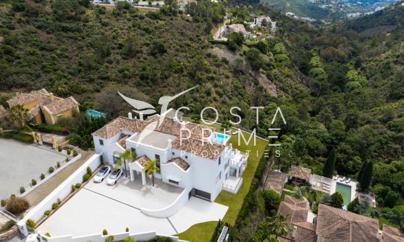 Nowy budynek - Szalet - Benahavís