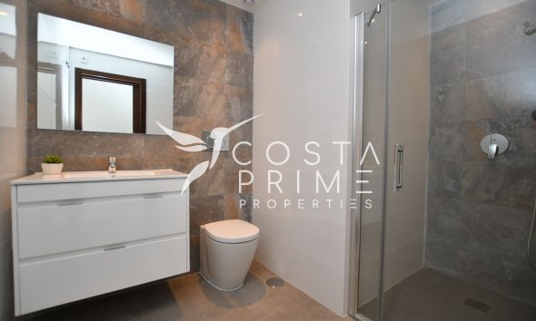 Új építésű - Városháza / Semi - San Miguel de Salinas