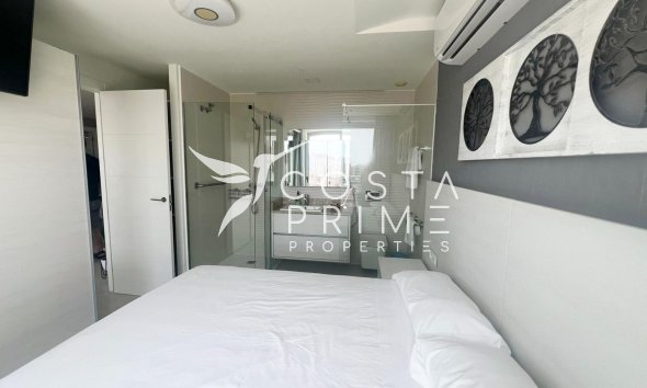 Resale - Apartment / Flat - Finestrat