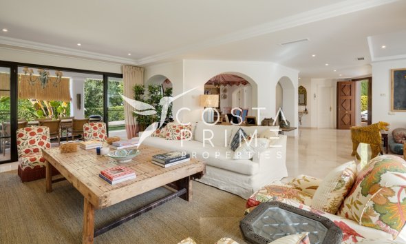 Nowy budynek - Szalet - Benahavís