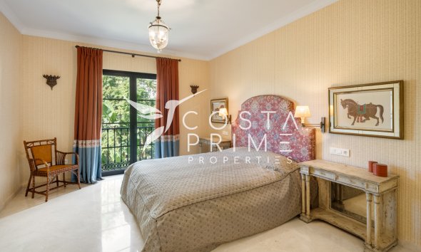 Nowy budynek - Szalet - Benahavís