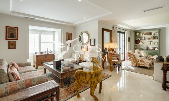 Nowy budynek - Szalet - Benahavís